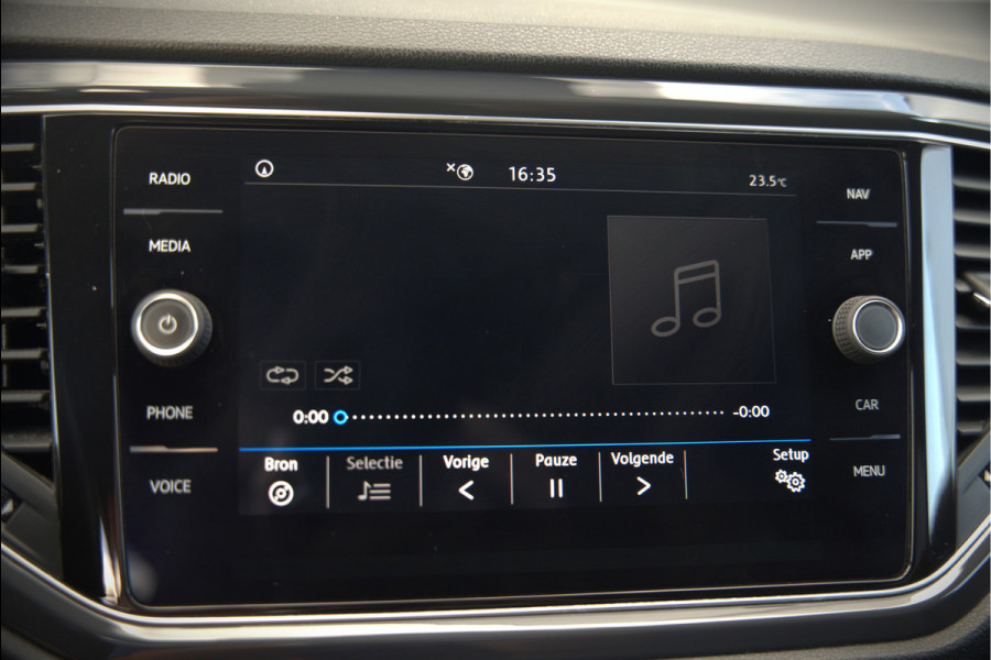 Volkswagen T-Roc 1.5 TSI Sport Business R | R-Line | Adaptive Cruise Control | Navigatie | LED | Apple Carplay | Parkeersensoren | Climate Control | DAB | Digitale Tellers |