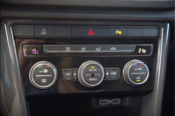 Volkswagen T-Roc 1.5 TSI Sport Business R | R-Line | Adaptive Cruise Control | Navigatie | LED | Apple Carplay | Parkeersensoren | Climate Control | DAB | Digitale Tellers |
