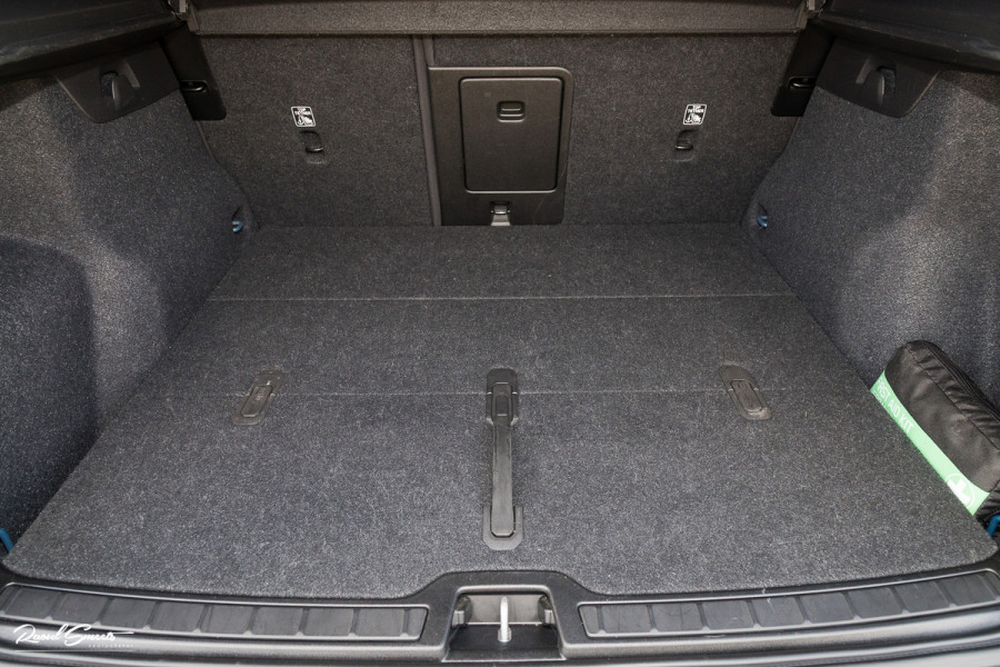 Volvo XC40 Recharge Twin Plus 78 kWh | Adaptieve cruise | Blis | Metallic | Full LED |