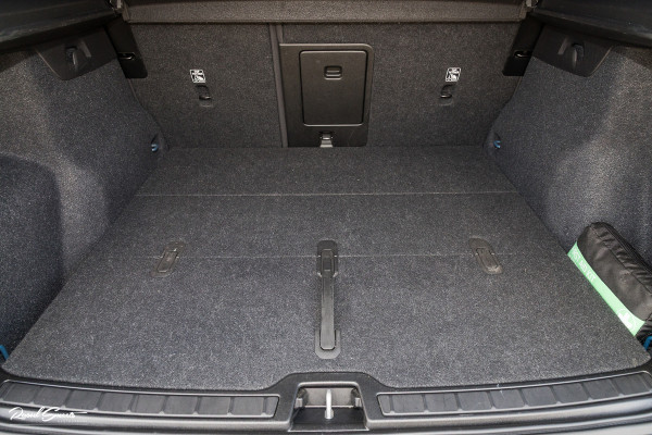 Volvo XC40 Recharge Twin Plus 78 kWh | Adaptieve cruise | Blis | Metallic | Full LED |