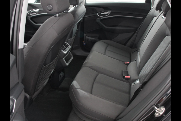 Audi e-tron e-tron 50 quattro Launch edition SOH 92,9% Navigatie Climate Control Parkeer Sensoren Lichtmetalen velgen