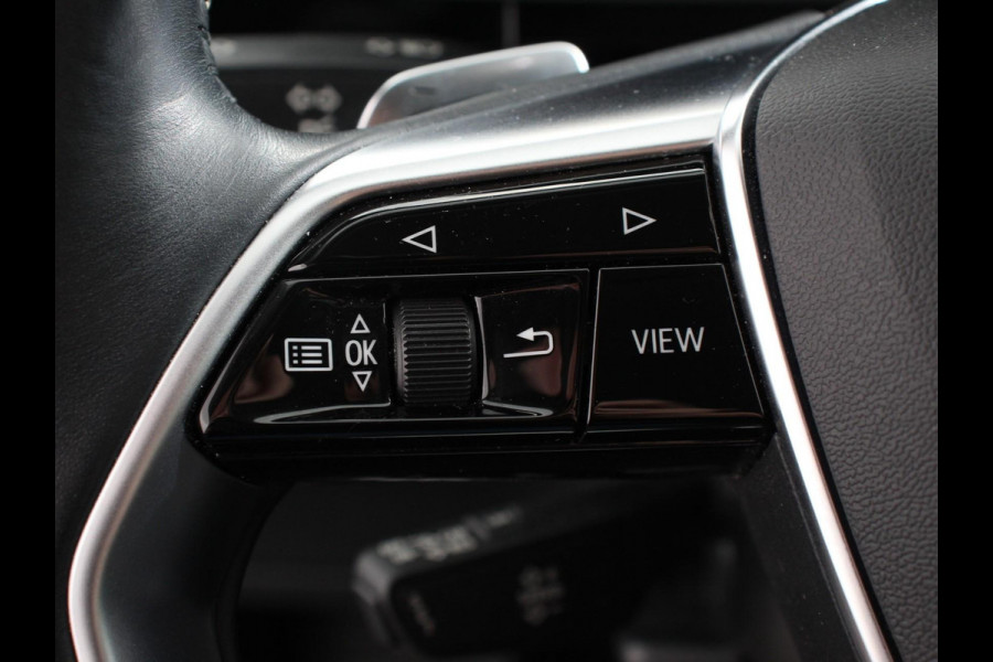 Audi e-tron e-tron 50 quattro Launch edition SOH 92,9% Navigatie Climate Control Parkeer Sensoren Lichtmetalen velgen