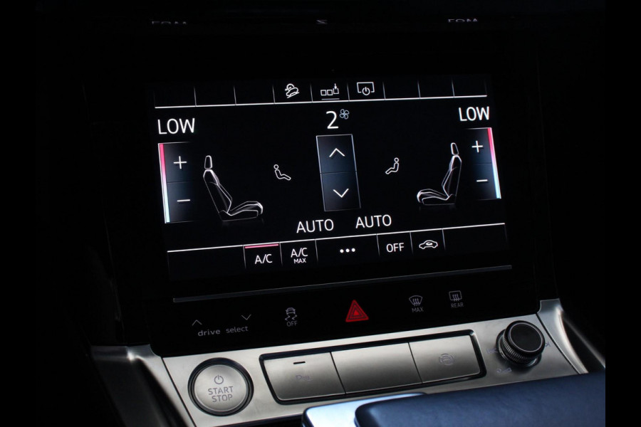 Audi e-tron e-tron 50 quattro Launch edition SOH 92,9% Navigatie Climate Control Parkeer Sensoren Lichtmetalen velgen