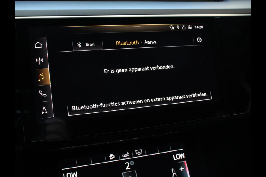 Audi e-tron e-tron 50 quattro Launch edition SOH 92,9% Navigatie Climate Control Parkeer Sensoren Lichtmetalen velgen