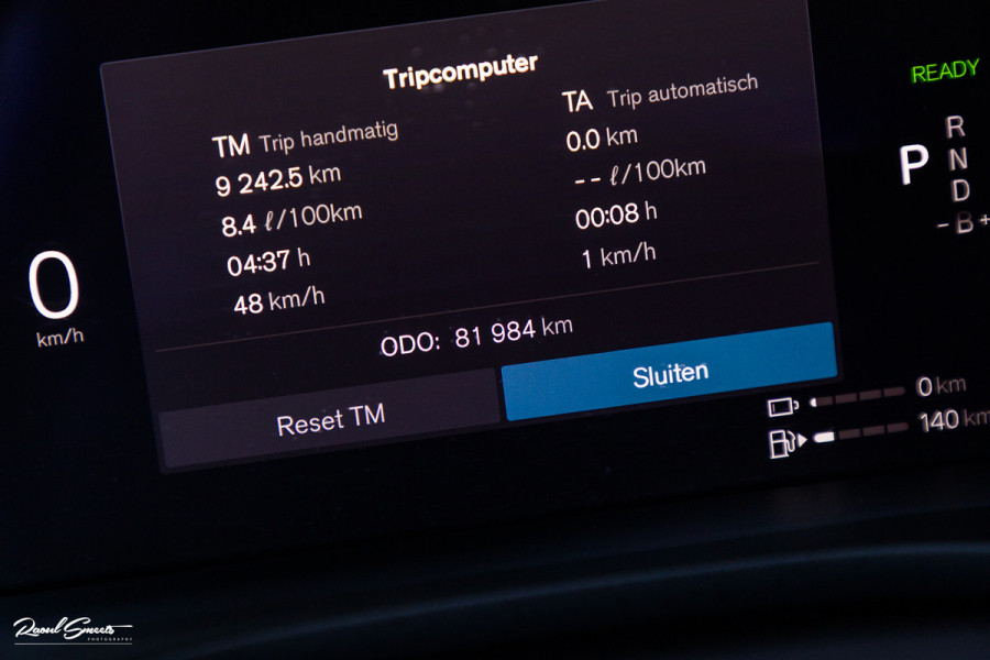 Volvo XC60 2.0 T6 Plug-in hybrid AWD Plus Dark | Panoramadak | Adaptieve cruise | Blis | Memory | Harman Kardon |