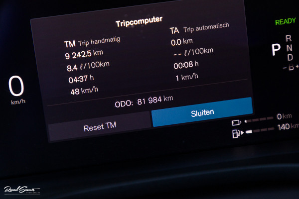 Volvo XC60 2.0 T6 Plug-in hybrid AWD Plus Dark | Panoramadak | Adaptieve cruise | Blis | Memory | Harman Kardon |