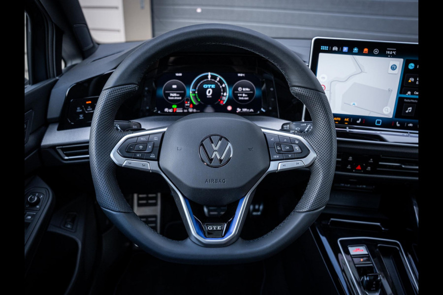 Volkswagen Golf 8.5 1.5 eHybrid GTE - Mistl. l Pano l 19'' l IQ l HUD