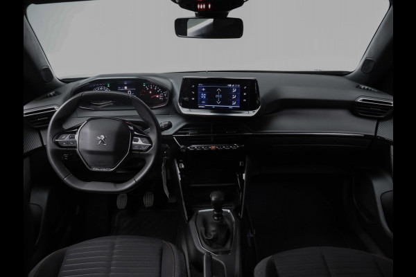 Peugeot 2008 1.2 PureTech Allure Sport (APPLE CARPLAY,NAVI,PDC,CLIMATE,CRUISE,LED,ELEKTRISCH PAKKET,SPORTSTOELEN,NETTE STAAT)