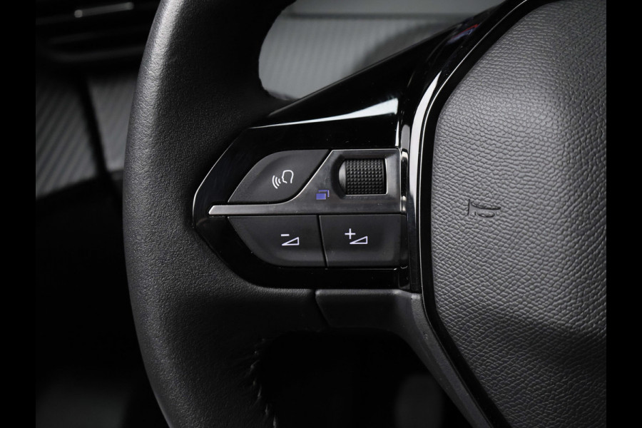 Peugeot 2008 1.2 PureTech Allure Sport (APPLE CARPLAY,NAVI,PDC,CLIMATE,CRUISE,LED,ELEKTRISCH PAKKET,SPORTSTOELEN,NETTE STAAT)