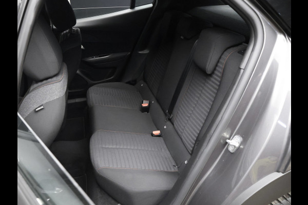Peugeot 2008 1.2 PureTech Allure Sport (APPLE CARPLAY,NAVI,PDC,CLIMATE,CRUISE,LED,ELEKTRISCH PAKKET,SPORTSTOELEN,NETTE STAAT)