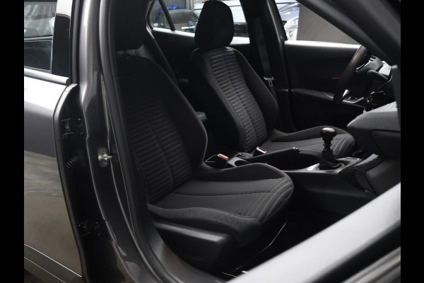 Peugeot 2008 1.2 PureTech Allure Sport (APPLE CARPLAY,NAVI,PDC,CLIMATE,CRUISE,LED,ELEKTRISCH PAKKET,SPORTSTOELEN,NETTE STAAT)