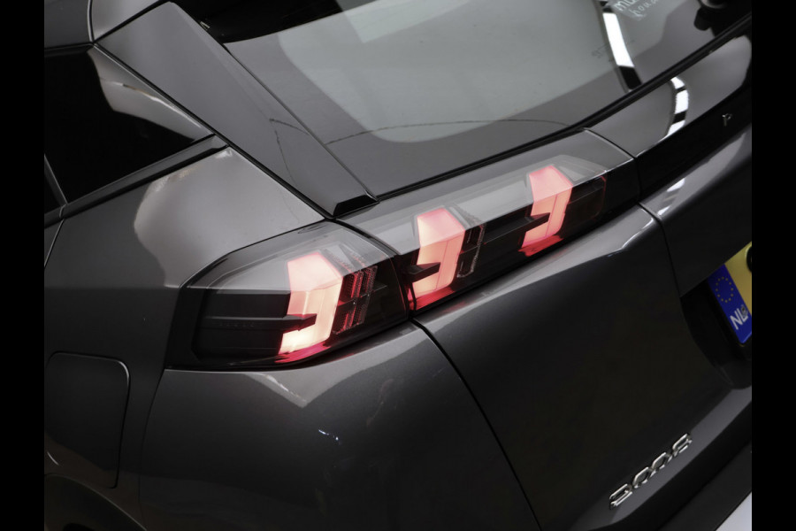 Peugeot 2008 1.2 PureTech Allure Sport (APPLE CARPLAY,NAVI,PDC,CLIMATE,CRUISE,LED,ELEKTRISCH PAKKET,SPORTSTOELEN,NETTE STAAT)