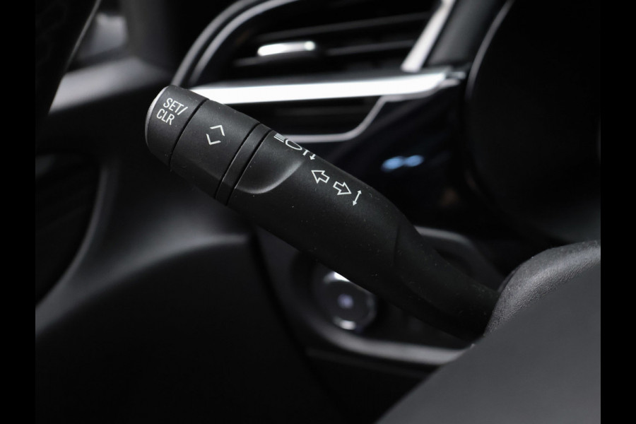 Opel CORSA-E Elegance 50 kWh Sport (APPLE CARPLAY,NAVI,PDC,DIGITAL COCKPIT,CLIMATE,CRUISE,SPORTSTOELEN,LM VELGEN,NETTE STAAT)