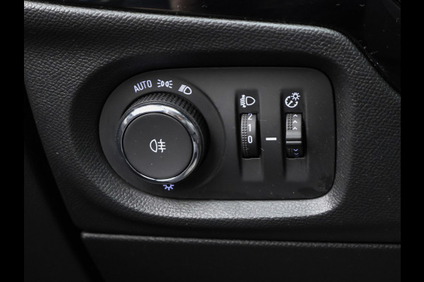 Opel CORSA-E Elegance 50 kWh Sport (APPLE CARPLAY,NAVI,PDC,DIGITAL COCKPIT,CLIMATE,CRUISE,SPORTSTOELEN,LM VELGEN,NETTE STAAT)