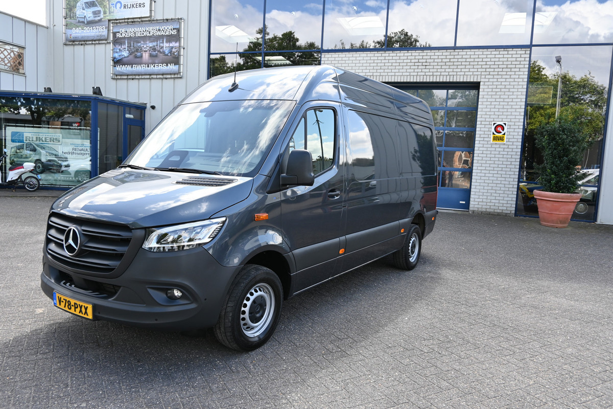 Mercedes-Benz Sprinter 317 CDI L2H2 Pro HD LED, Geveerde stoel, Winterpakket, Etc.