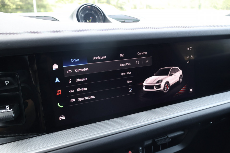 Porsche Cayenne Coupé 3.0 S E-Hybrid 520PK | PASSENGER DISPLAY | ELEKTRISCHE TREKHAAK | PASM | BOSE | SOUND PACKAGE PLUS | PRIVACY GLASS | PANORAMADAK