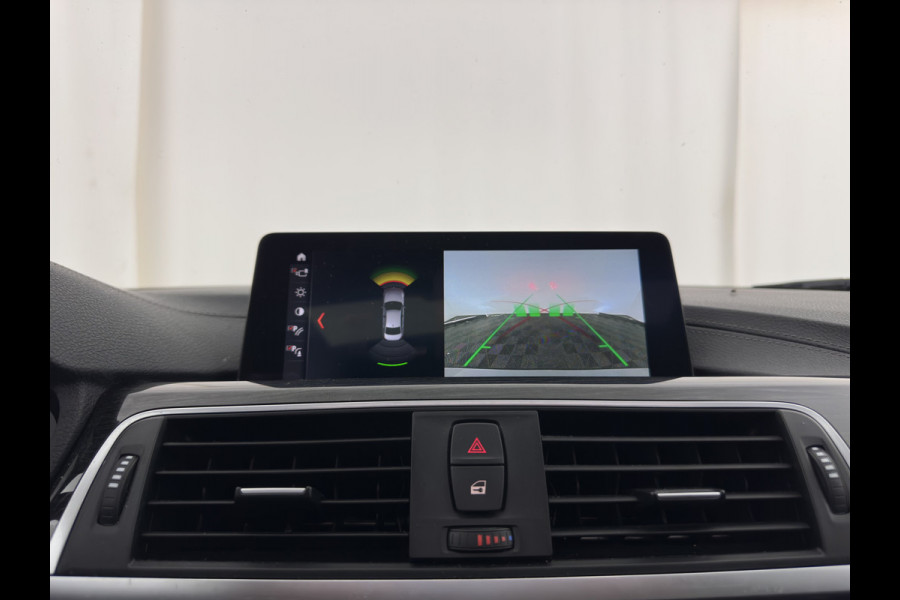 BMW 3-serie 330e High Executive (Plug-in) (INCL.BTW) Aut. *PANO | HEAD-UP | LEATHER | FULL-LED | MEMORY-PACK | HARMAN/KARDON | BLIND-SPOT | KEYLESS | CAMERA | NAVI-FULLMAP | DAB | PRIVACY-GLASS | ECC | PDC | 18''ALU*
