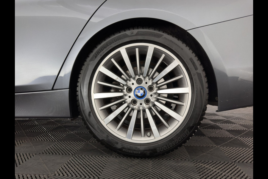 BMW 3-serie 330e High Executive (Plug-in) (INCL.BTW) Aut. *PANO | HEAD-UP | LEATHER | FULL-LED | MEMORY-PACK | HARMAN/KARDON | BLIND-SPOT | KEYLESS | CAMERA | NAVI-FULLMAP | DAB | PRIVACY-GLASS | ECC | PDC | 18''ALU*