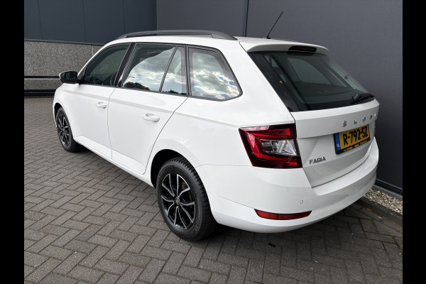 Škoda Fabia Combi 1.0 TSI Ambition Airco - Apple carplay - Parkeersensor achter - Dakrails - Bagagedek - Mistlampen - Cruise control - Bluetooth - Led verlichting - Stuur multifunctioneel - Stuur leder - Elektrische ramen - Centrale vergrendeling met afstandsbediening