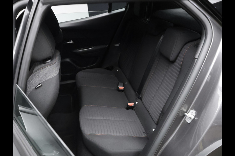 Peugeot 2008 1.2 PureTech 100 Sport (APPLE CARPLAY,NAVI,CAMERA,STOELVERWARMING,CLIMATE,CRUISE,LED,SPORTSTOELEN,NETTE STAAT)