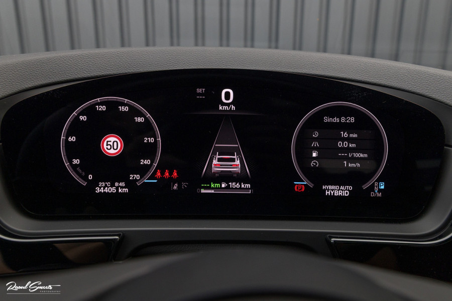 Porsche Cayenne Coupé 3.0 E-Hybrid | Sport design | Sport chrono | Soft close | Luchtvering | Achter as besturing | Pasenger display | Keyless |