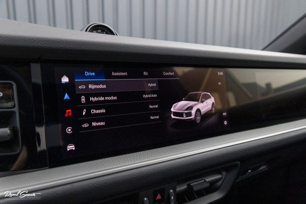 Porsche Cayenne Coupé 3.0 E-Hybrid | Sport design | Sport chrono | Soft close | Luchtvering | Achter as besturing | Pasenger display | Keyless |