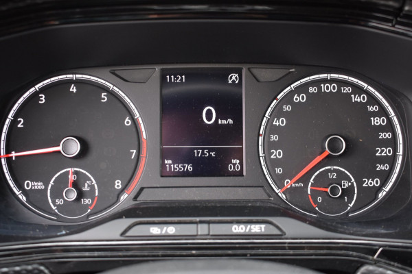 Volkswagen T-Cross 1.0 TSI Life | CAMERA | TREKHAAK | APPLE CARPLAY | ANDROID AUTO | BLINDSPOT | NAP