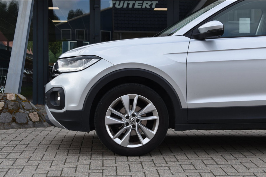 Volkswagen T-Cross 1.0 TSI Life | CAMERA | TREKHAAK | APPLE CARPLAY | ANDROID AUTO | BLINDSPOT | NAP