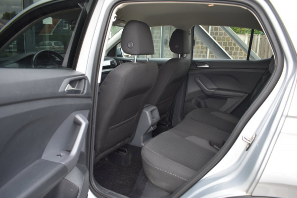 Volkswagen T-Cross 1.0 TSI Life | CAMERA | TREKHAAK | APPLE CARPLAY | ANDROID AUTO | BLINDSPOT | NAP
