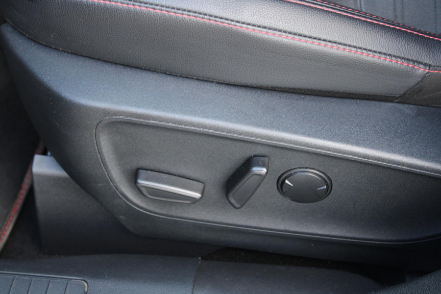 Ford Kuga 2.5 PHEV ST-Line X | 27.000 KM | Winter Pack | Technology Pack |