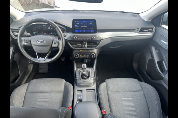 Ford FOCUS Wagon 1.0 EcoB. Active Bns COMFORT PACK! WINTERPACK! PARKINGPACK!