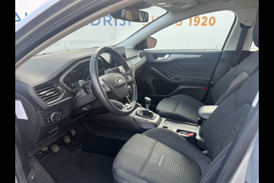 Ford FOCUS Wagon 1.0 EcoB. Active Bns COMFORT PACK! WINTERPACK! PARKINGPACK!