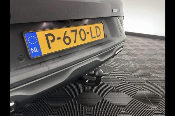 Renault Arkana 1.6 E-Tech Hybrid 145 R.S. Line (INCL-BTW) Aut. *LEATHER-FABRIC | FULL-LED | BLINDSPOT | CAMERA | BOSE-SOUND | HEATED-SPORTSEATS | KEYLESS | AMBIENTLIGHT | DIGI-COCKPIT | PRIVACY-GLASS | NAVI-FULLMAP | ECC | ADAPTIVE-CRUISE