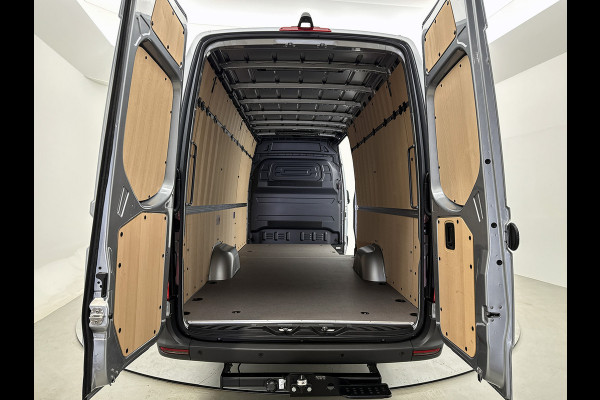 Mercedes-Benz Sprinter 319 CDI L4H2 Pro 4x4 Nieuwstaat Distronic Elektrische-Schuifdeur Parkeerpakket Stoel & Stuurverwarming