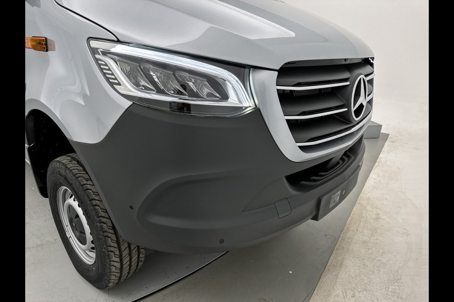Mercedes-Benz Sprinter 319 CDI L4H2 Pro 4x4 Nieuwstaat Distronic Elektrische-Schuifdeur Parkeerpakket Stoel & Stuurverwarming