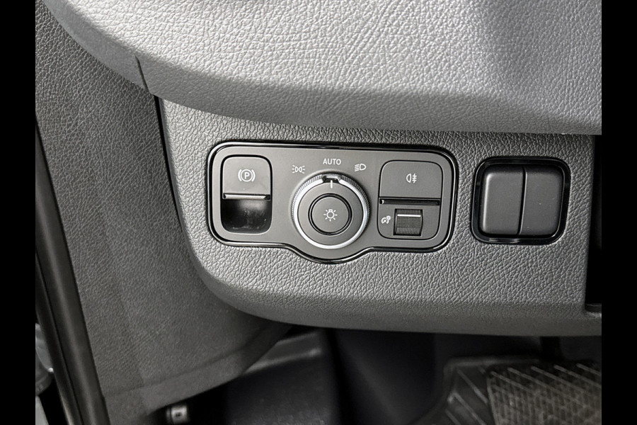 Mercedes-Benz Sprinter 319 CDI L4H2 Pro 4x4 Nieuwstaat Distronic Elektrische-Schuifdeur Parkeerpakket Stoel & Stuurverwarming