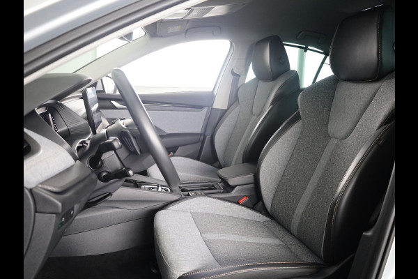 Škoda Octavia 1.5 TSI MHEV Business Edition Plus 115 pk Automaat | Verlengde garantie | Navigatie | Parkeersensoren | Achteruitrijcamera | Keyless | Adaptieve cruise control |