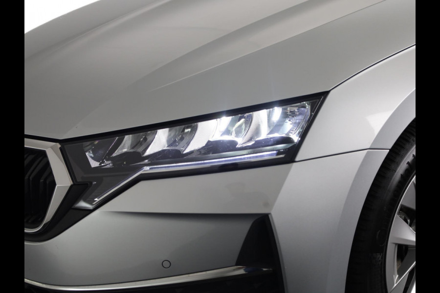 Škoda Octavia 1.5 TSI MHEV Business Edition Plus 115 pk Automaat | Verlengde garantie | Navigatie | Parkeersensoren | Achteruitrijcamera | Keyless | Adaptieve cruise control |