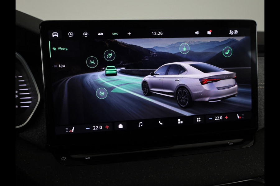 Škoda Octavia 1.5 TSI MHEV Business Edition Plus 115 pk Automaat | Verlengde garantie | Navigatie | Parkeersensoren | Achteruitrijcamera | Keyless | Adaptieve cruise control |