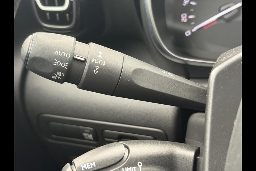 Citroën C3 Aircross 1.2 PureTech Feel Draadloze telefoonlader  l Carplay l Navi l Clima l Cruise l Pdc l Lm velgen l 2e Eigenaar l N.A.P l Nieuwe Apk bij Aflevering