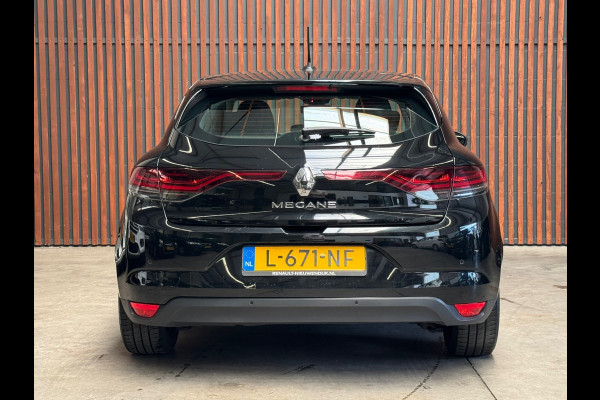 Renault Mégane 1.3 TCe Bose Navi-Pdc-Camera-Cruise-Clima-Carplay-NL Auto-NAP