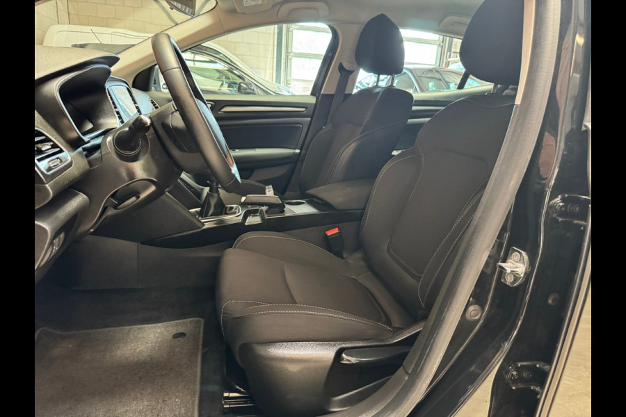 Renault Mégane 1.3 TCe Bose Navi-Pdc-Camera-Cruise-Clima-Carplay-NL Auto-NAP