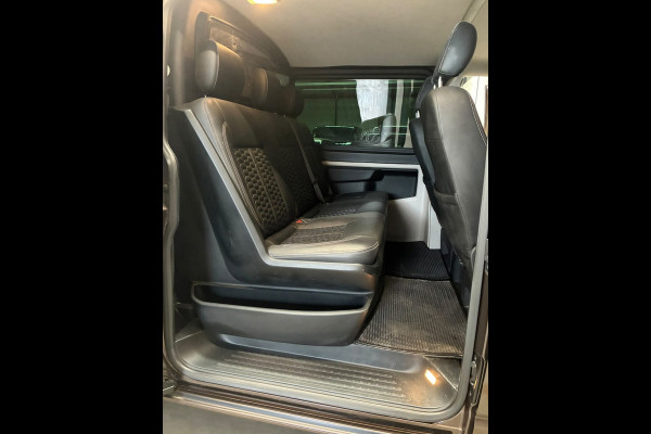 Volkswagen Transporter 2.0 TDI L2H1 DC Highline Dubbele Cabine Automaat 204 pk