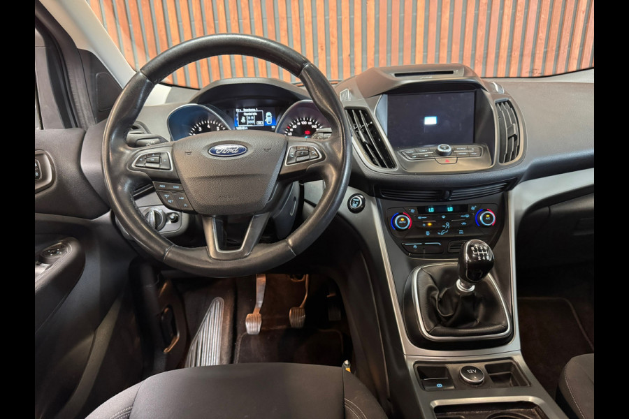 Ford Kuga 1.5 EcoBoost Trend Ultimate NAVI-CRUISE-CLIMA-BT/TEL-TREKHAAK