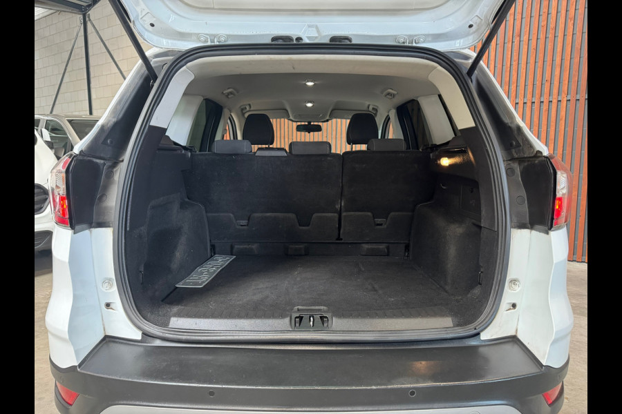 Ford Kuga 1.5 EcoBoost Trend Ultimate NAVI-CRUISE-CLIMA-BT/TEL-TREKHAAK