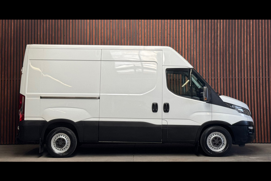 Iveco Daily 35S16V 2.3 H2 AUT CAMERA-CRUISE-TREKHAAK-DAB+