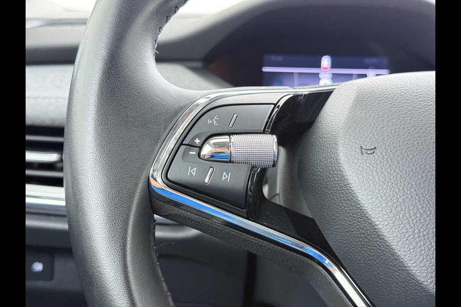Škoda ENYAQ iV 60 SOH 93% Camera Comfort-pakket Draadloze telefoonlader Keyless entry Privacy Glas Apple Carplay Android Auto Navi Ecc Pdc P-Assist Lmv Led Isofix Mirrorlink® Cruise Control 1e Eigenaar Origineel Nederlandse Auto