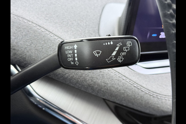 Škoda ENYAQ iV 60 SOH 93% Camera Comfort-pakket Draadloze telefoonlader Keyless entry Privacy Glas Apple Carplay Android Auto Navi Ecc Pdc P-Assist Lmv Led Isofix Mirrorlink® Cruise Control 1e Eigenaar Origineel Nederlandse Auto