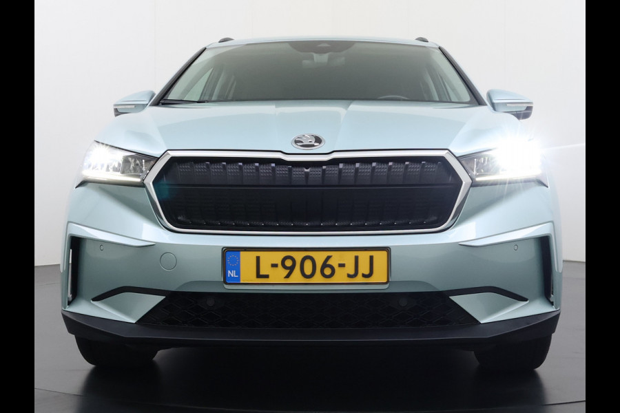 Škoda ENYAQ iV 60 SOH 93% Camera Comfort-pakket Draadloze telefoonlader Keyless entry Privacy Glas Apple Carplay Android Auto Navi Ecc Pdc P-Assist Lmv Led Isofix Mirrorlink® Cruise Control 1e Eigenaar Origineel Nederlandse Auto