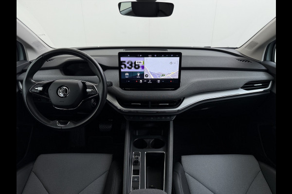 Škoda ENYAQ iV 60 SOH 91% Trekhaak Camera P-Assist Apple Carplay Android Auto Navi Ecc Pdc Lmv Isofix Led Cruise Control Keyless Rijstrooksensor Verkeersbord detectie 1.000KG Trekgewicht